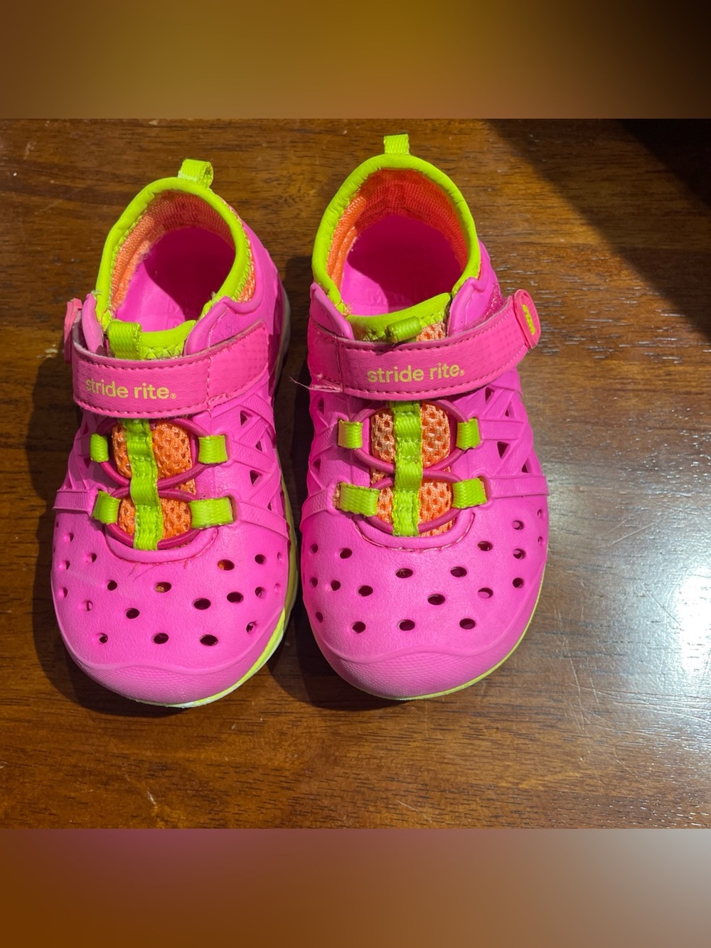 Stride Rite Made 2 Play Phibian Girls Hot Pink Water Shoes Toddler Size 6